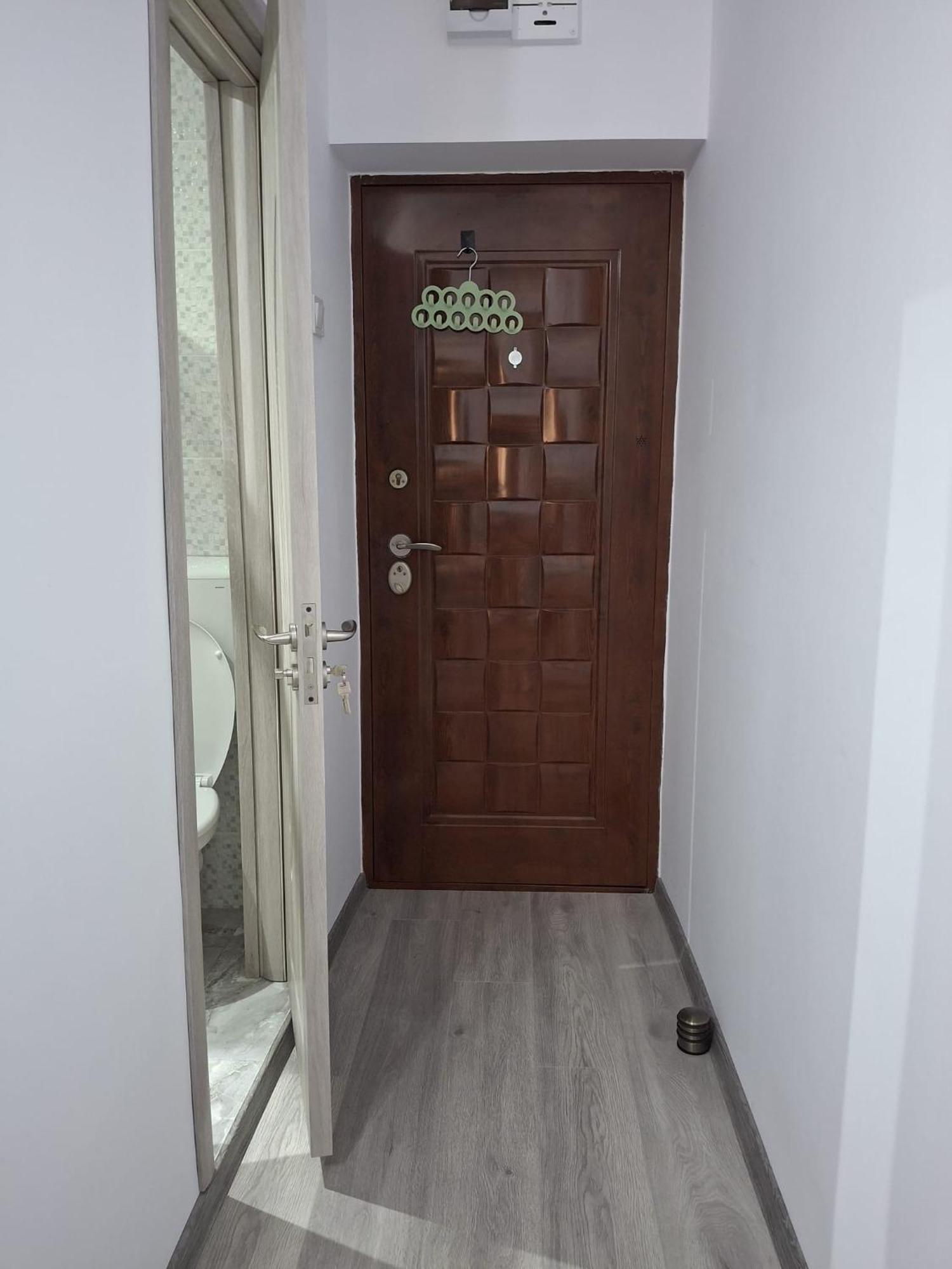 Anna Home Римніку-Вилча Екстер'єр фото